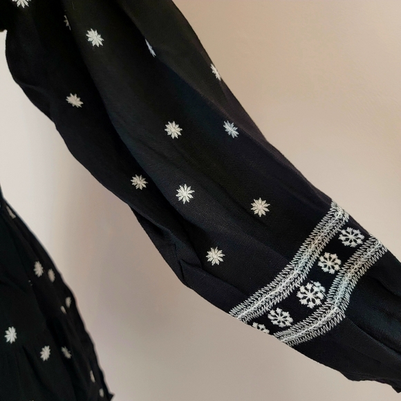 By Together Black and White Dress - Picture 5 of 13